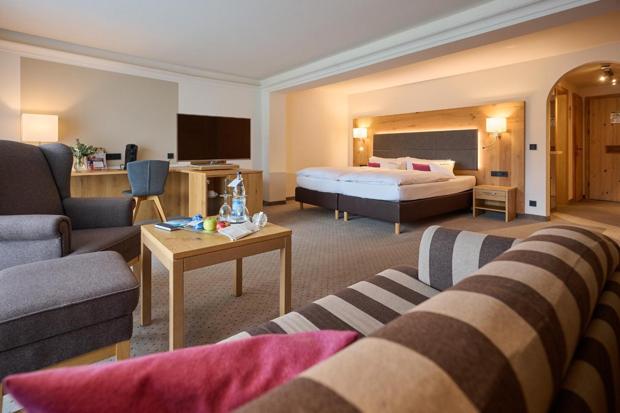 Schuele'S Wellnessresort & Spa Adults Only Оберстдорф Экстерьер фото